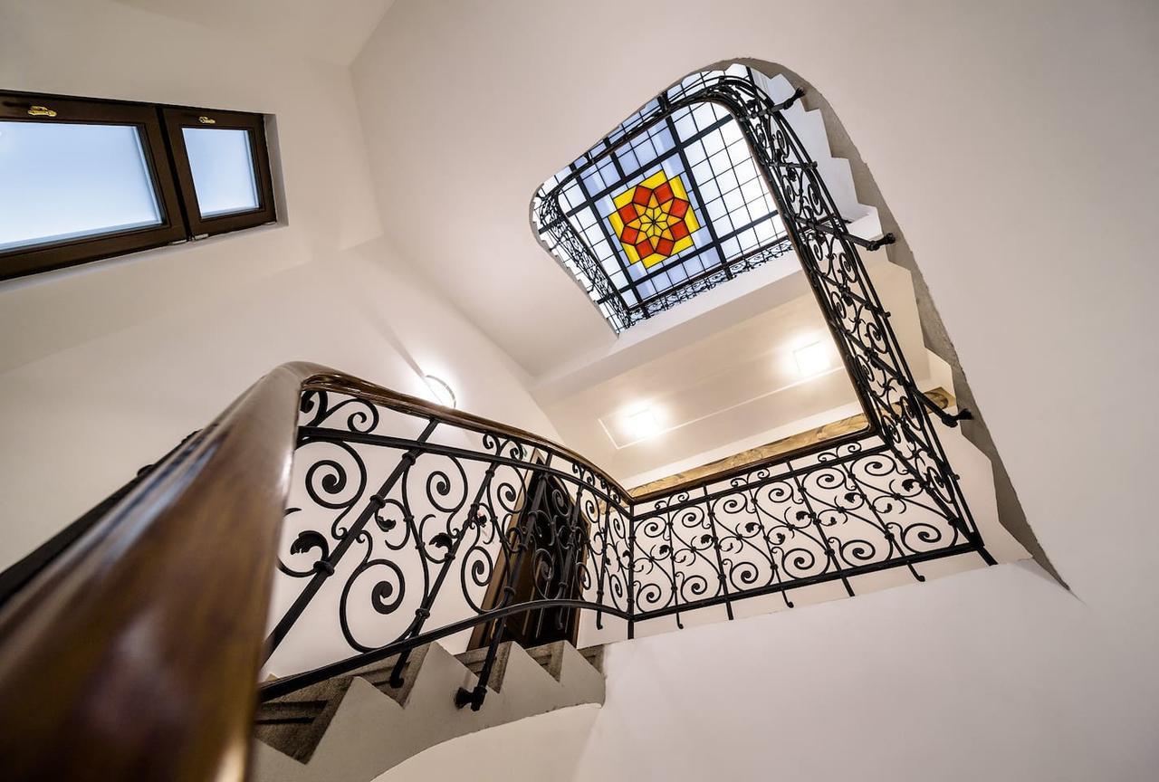 Unique Central Square Business Apt. Hradec Králové المظهر الخارجي الصورة
