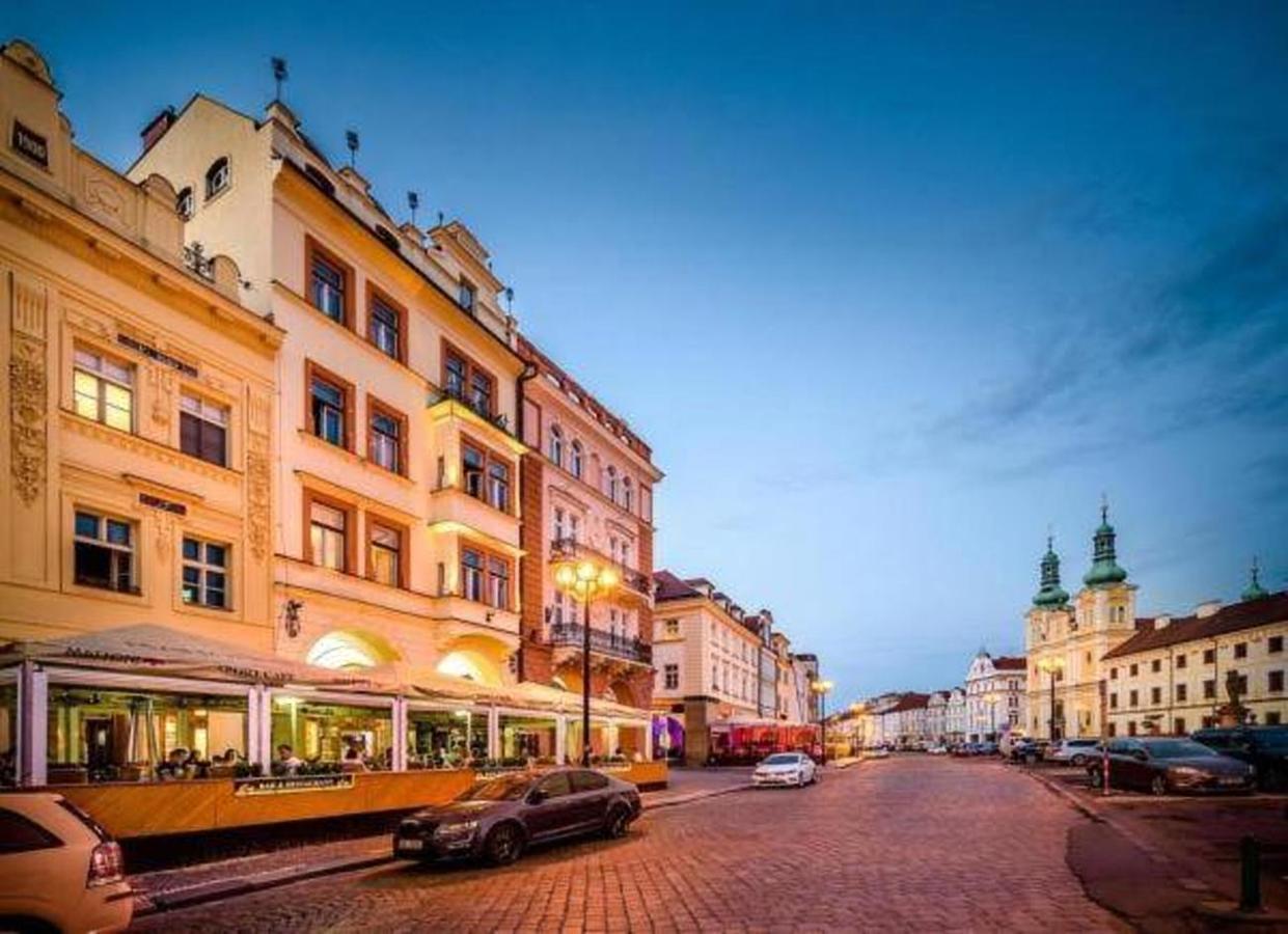Unique Central Square Business Apt. Hradec Králové المظهر الخارجي الصورة